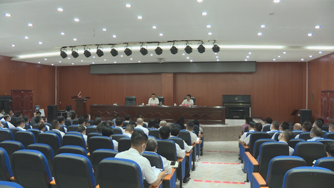 普定县召开2022年教育高质量发展推进会